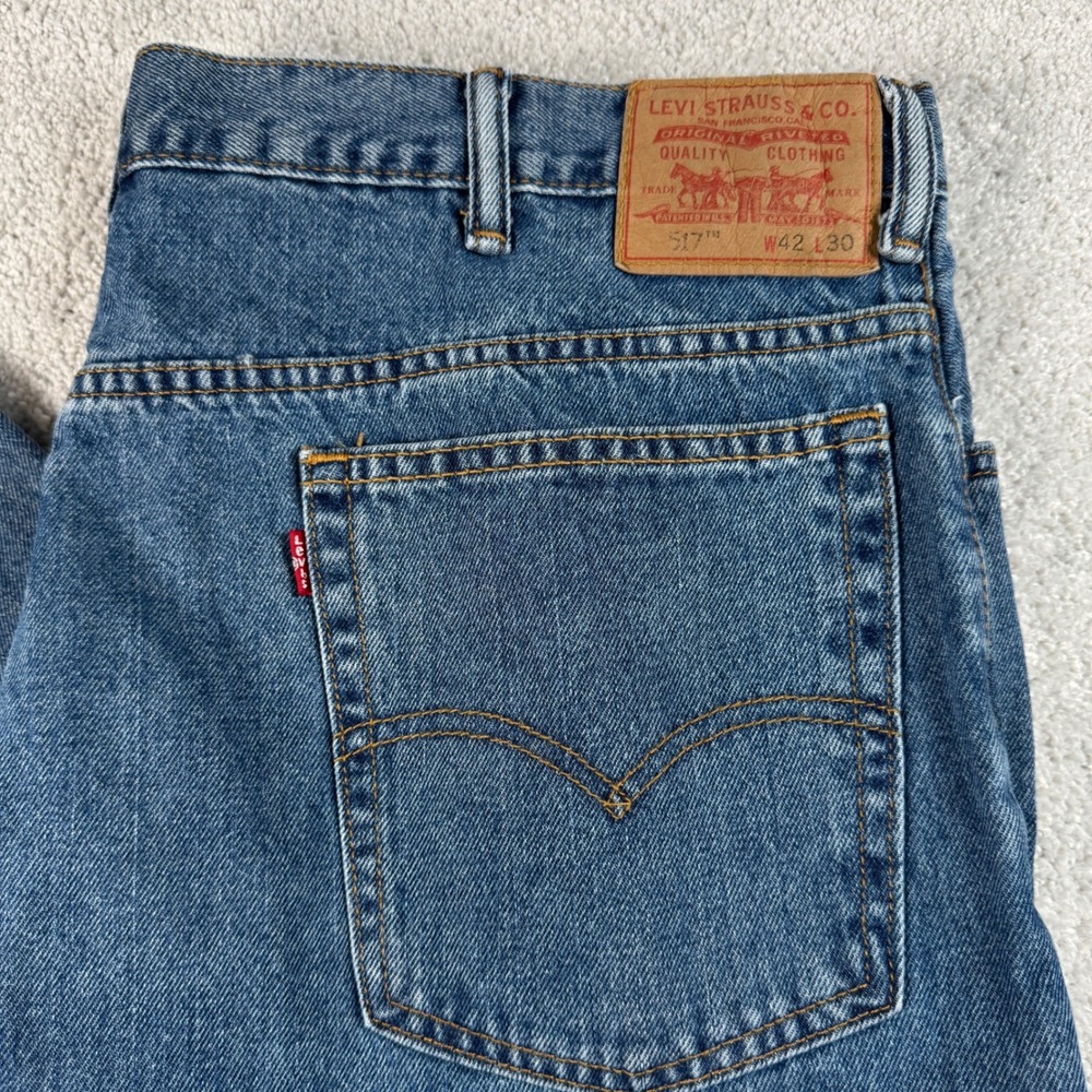 Levi's 517 Bootcut Jeans Mens 42x30 Blue Denim Classic Fit 2012 - Picture 2 of 16